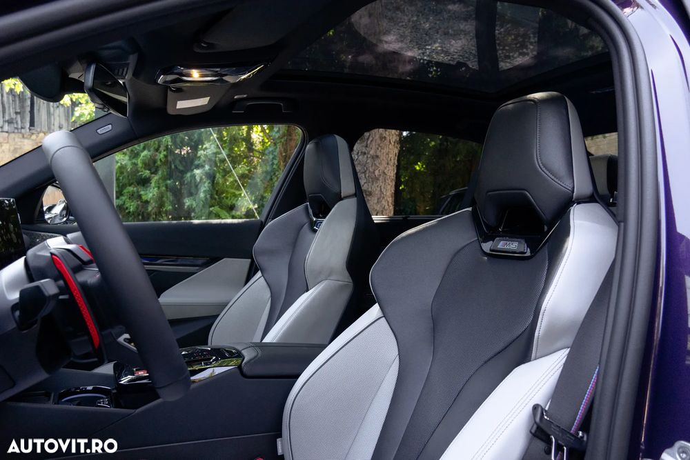 BMW M5 xDrive AT PHEV - 11