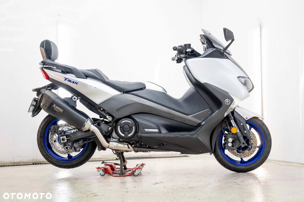 Yamaha Tmax - 5