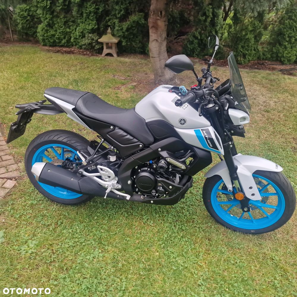 Yamaha MT - 2