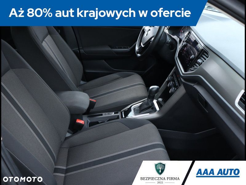 Volkswagen T-Roc - 10