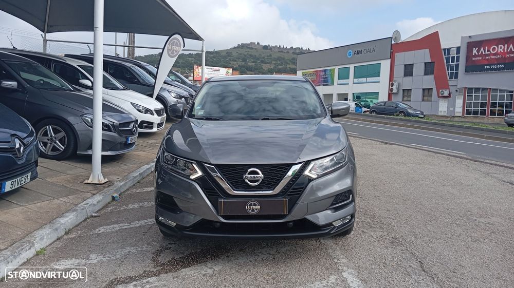 Nissan Qashqai - 1