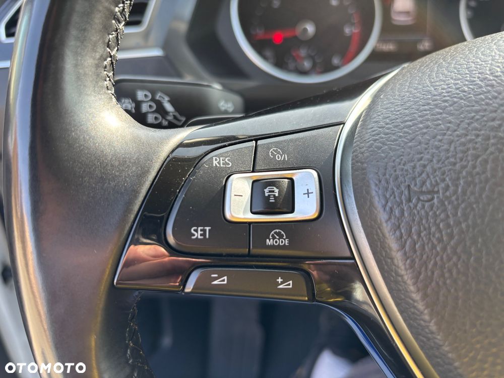 Volkswagen Tiguan 2.0 TDI SCR (BlueMotion Technology) DSG Comfortline - 32