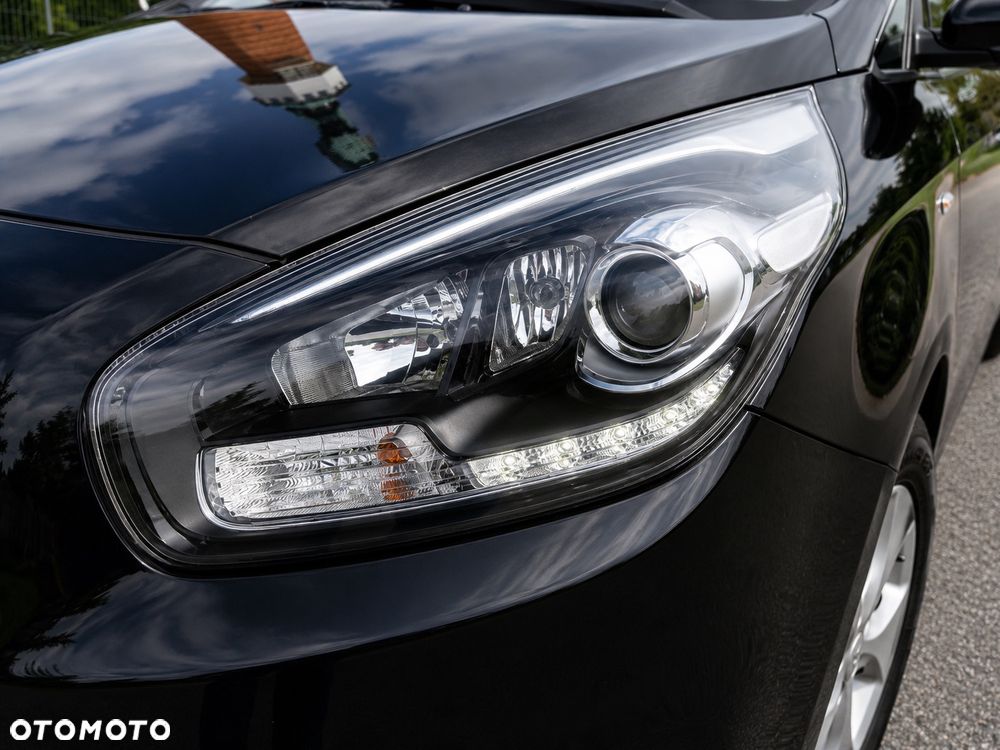 Kia Carens 1.7 CRDi XL - 4