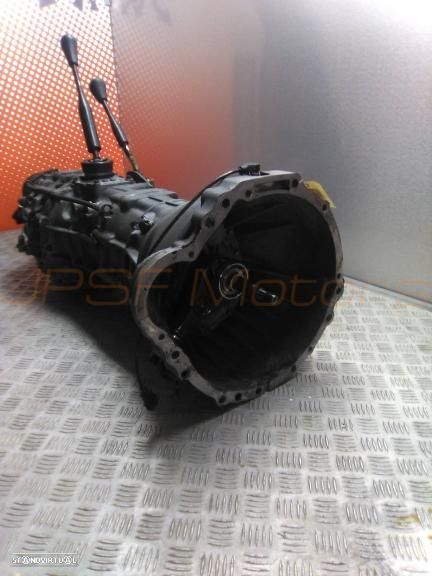 Caixa de Velocidades Nissan Terrano II 2.7 TD DIESEL de 2004 - 2