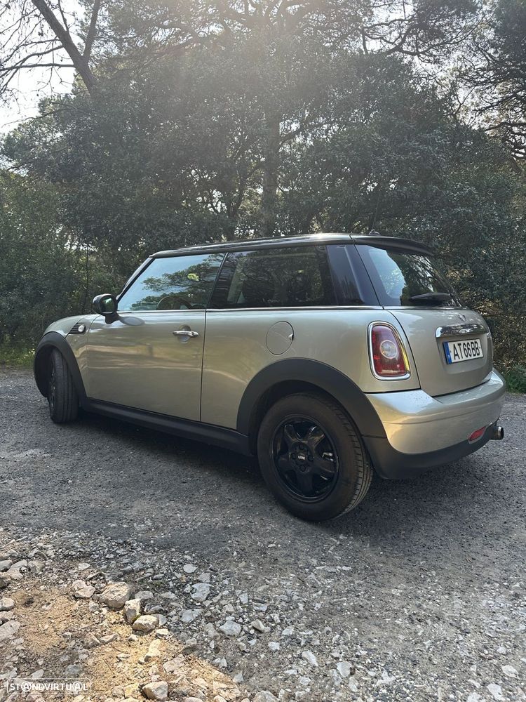 MINI 3 Portas Cooper D - 3
