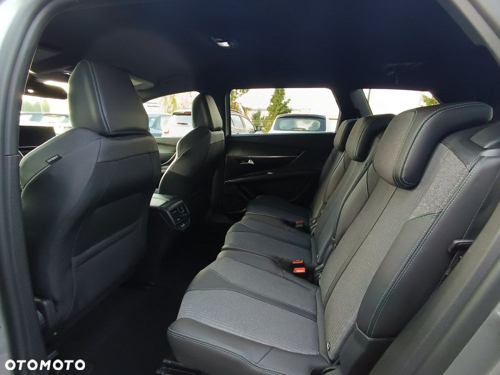 Peugeot 5008 1.2 PureTech Allure S&S - 17
