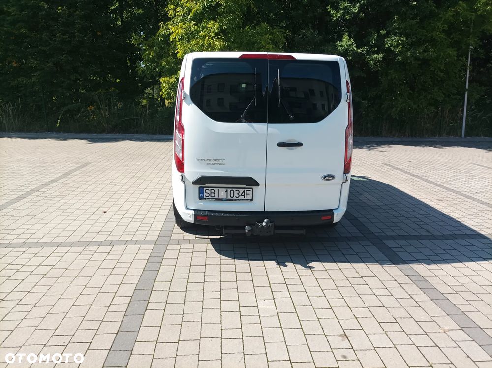 Ford Transit Custom 320 L2H1 Limited (bryg.) - 9