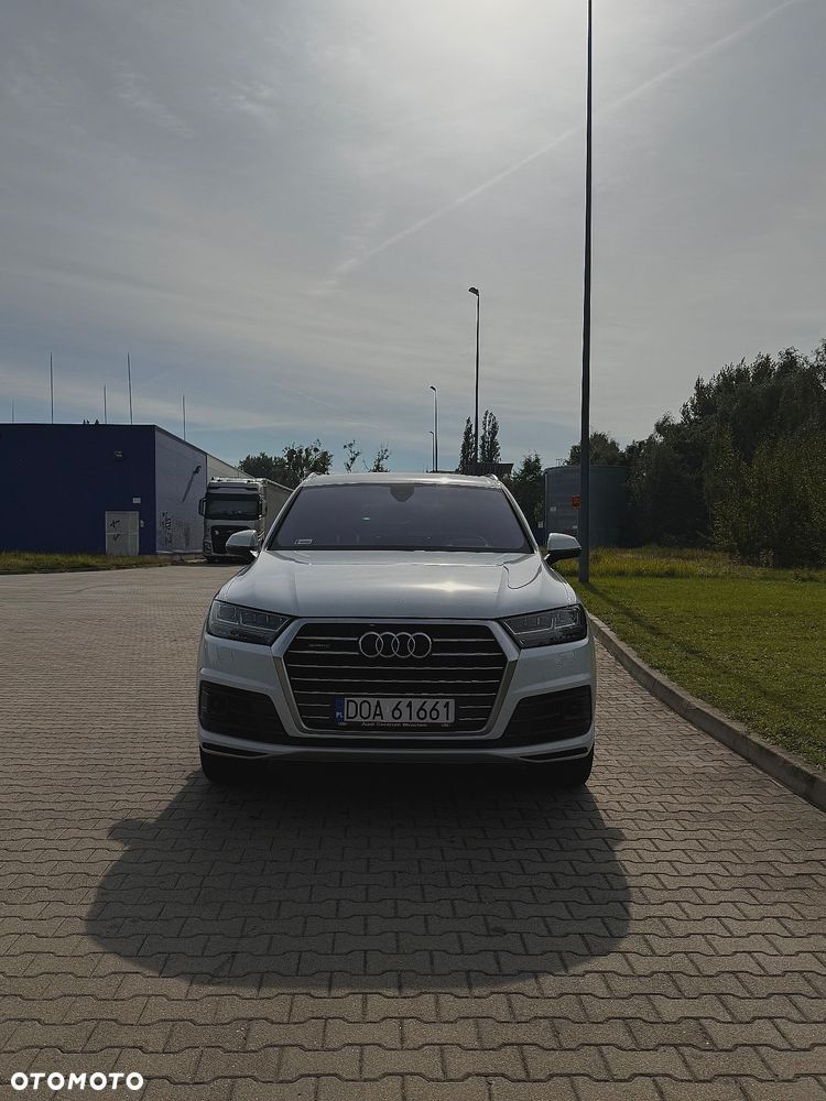 Audi Q7 3.0 TDI ultra Quattro Tiptronic - 2