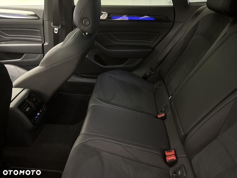 Volkswagen Arteon 2.0 TDI R-Line DSG - 23