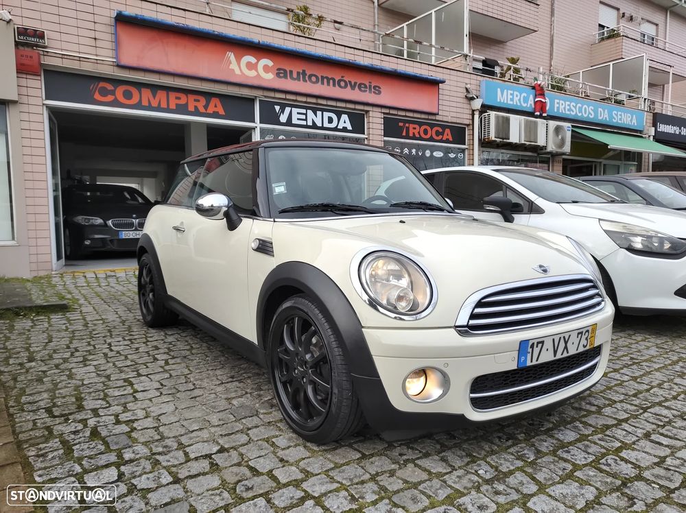 MINI 3 Portas Cooper D - 2