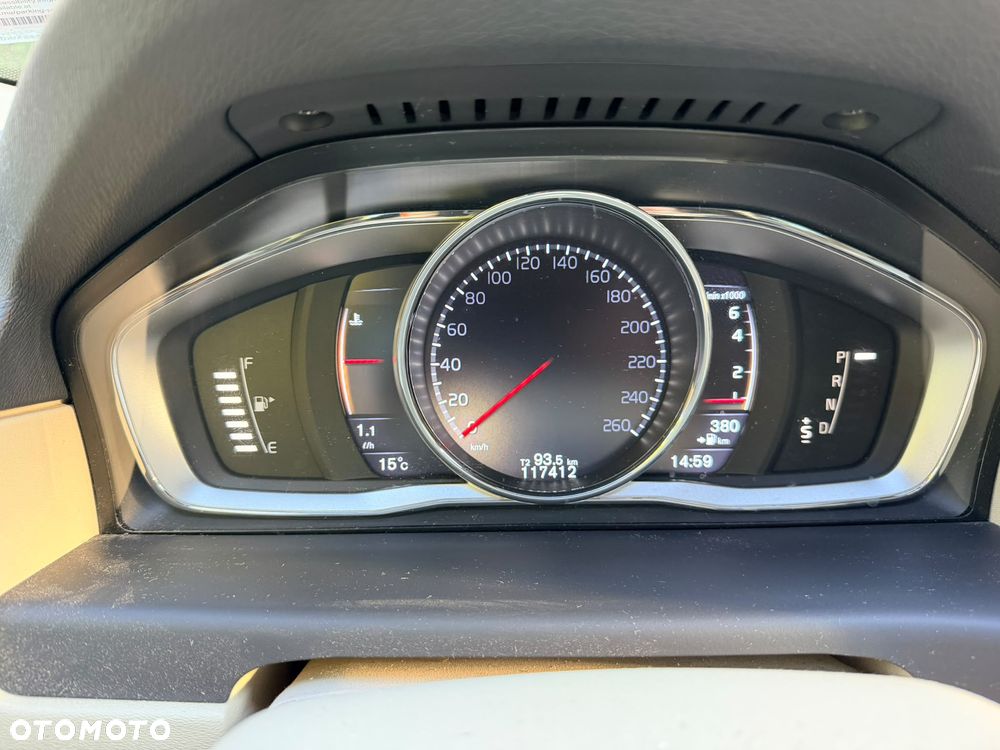Volvo XC 70 T5 AWD Summum - 17