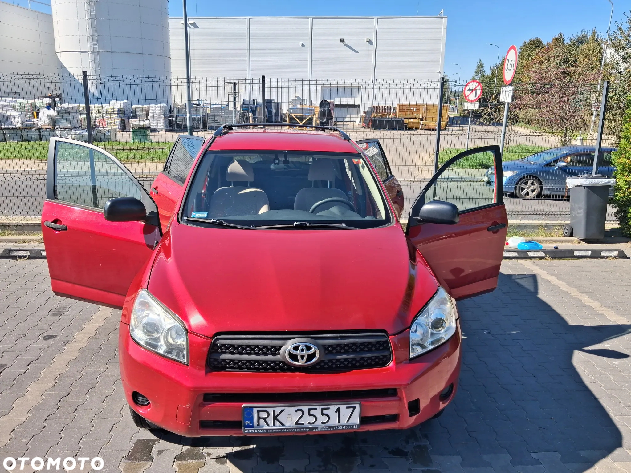 Toyota RAV4 - 4
