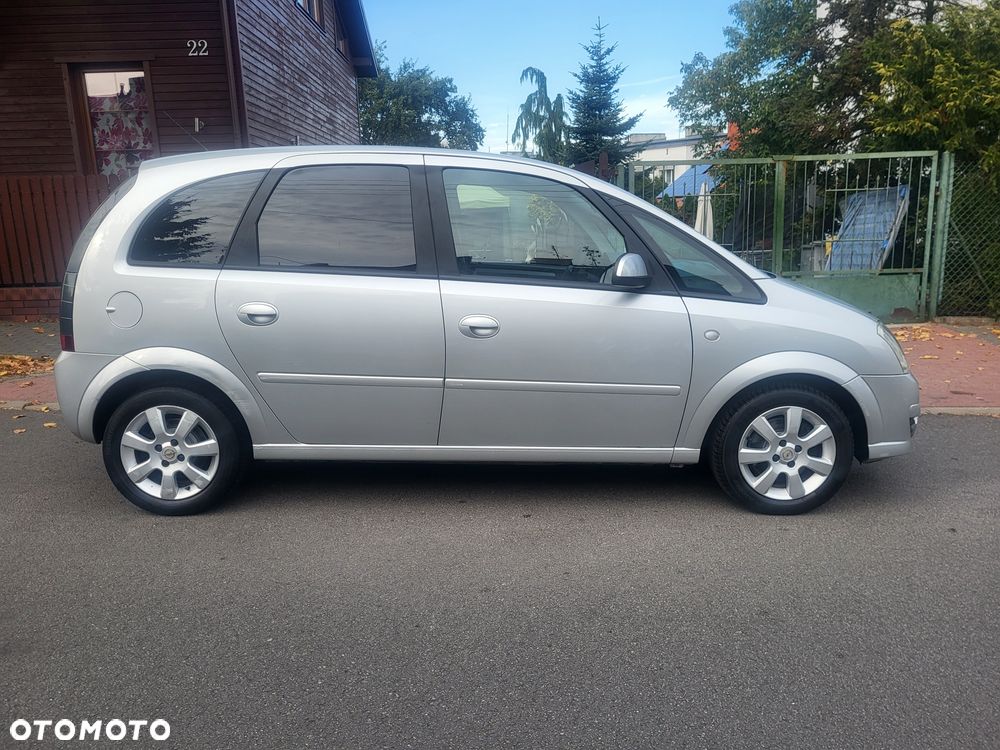 Opel Meriva - 12