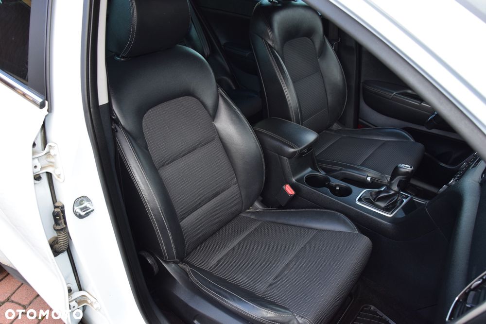 Kia Sportage - 12
