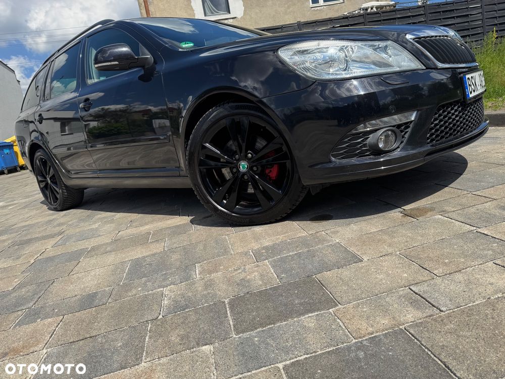 Skoda Octavia 2.0 TDI DPF RS DSG - 24