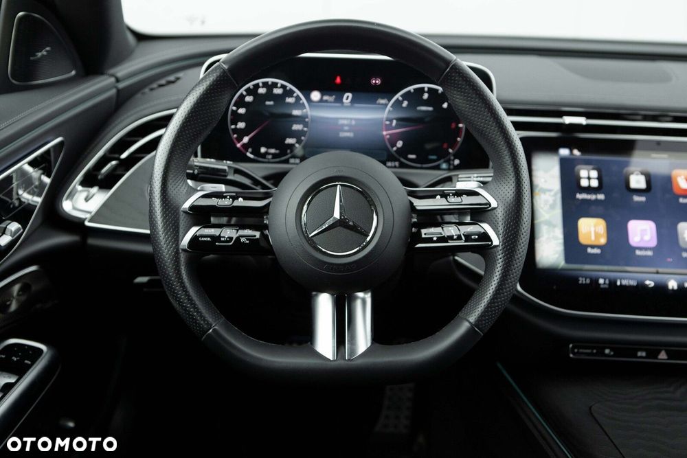 Mercedes-Benz Klasa E 220 d mHEV 4-Matic AMG 9G-Tronic - 24