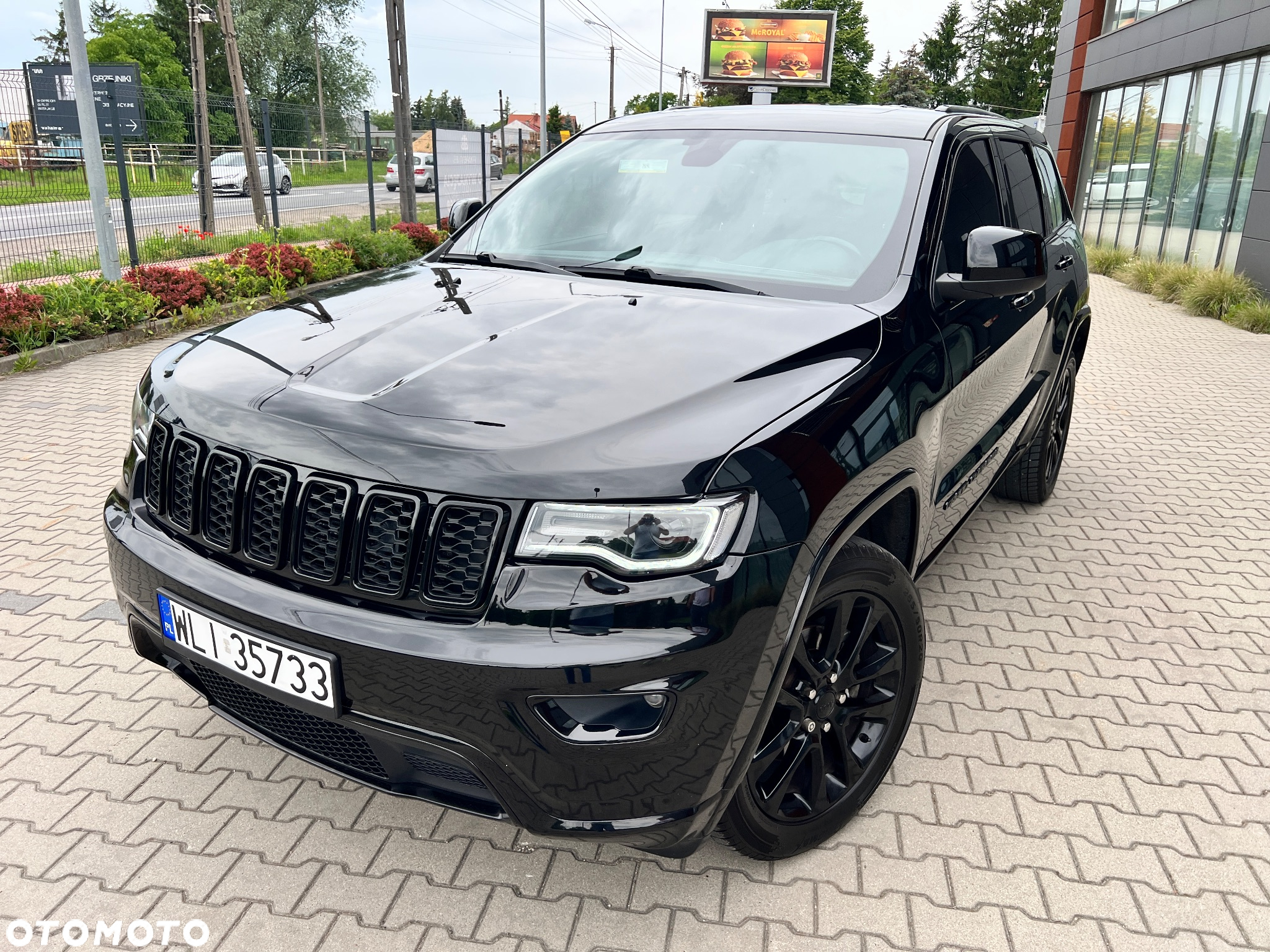 Jeep Grand Cherokee - 9
