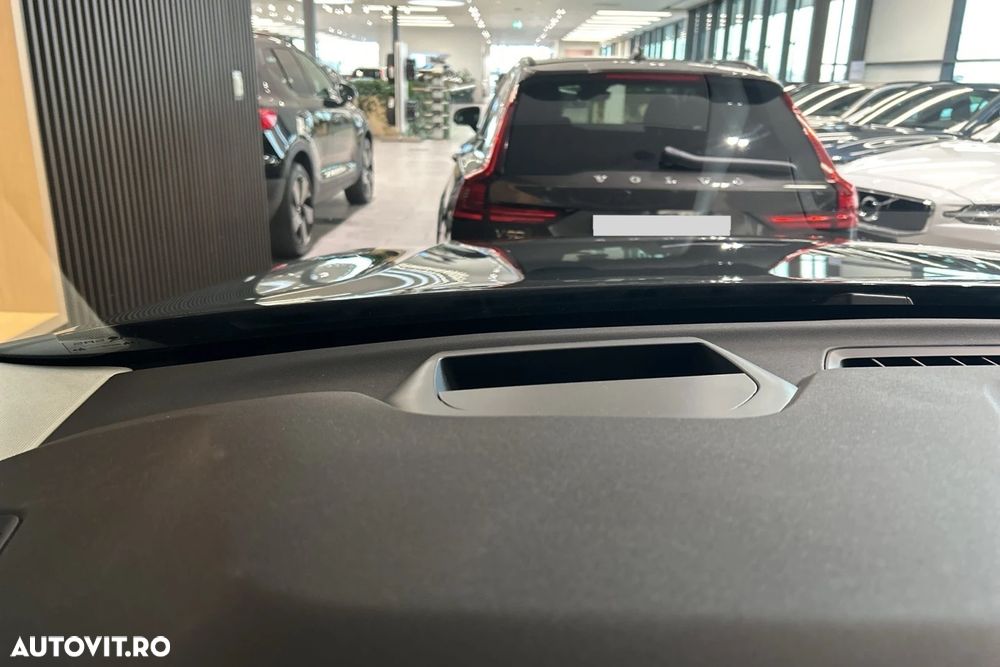 Volvo XC 60 T6 AWD AT PHEV Plus Bright - 11