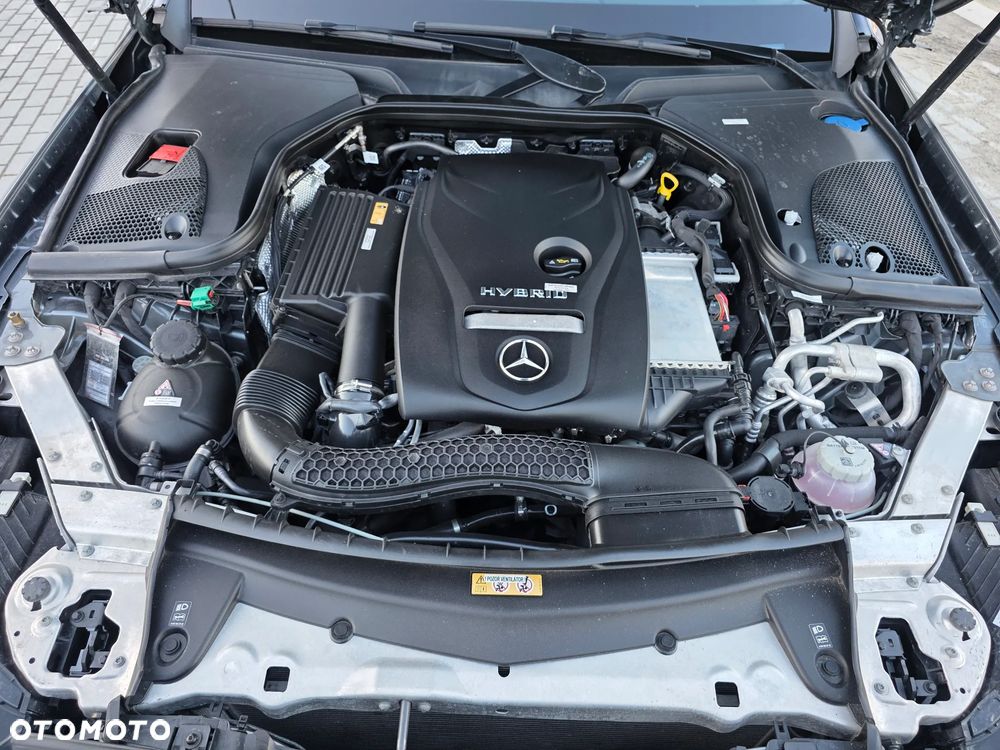 Mercedes-Benz Klasa E - 12