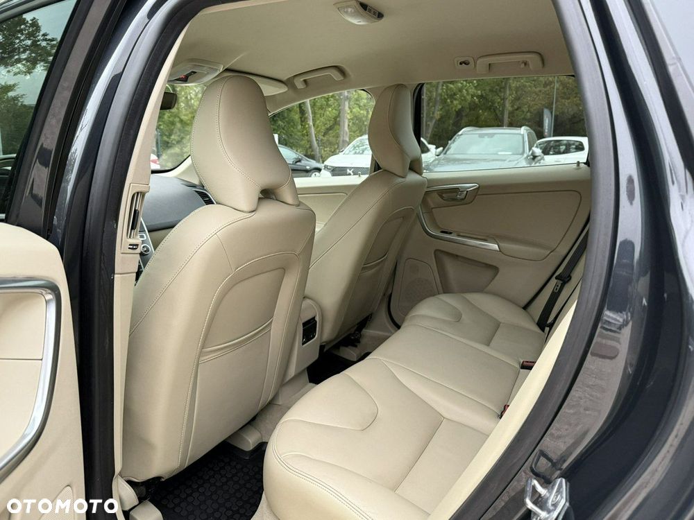 Volvo XC 60 - 14