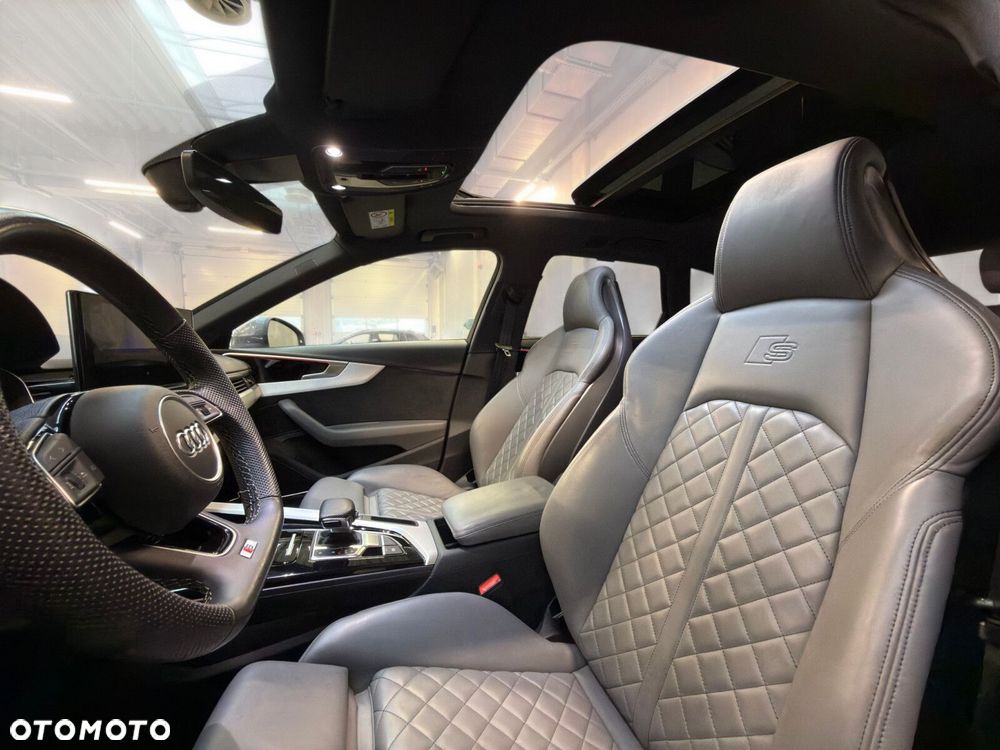 Audi A4 Avant - 21