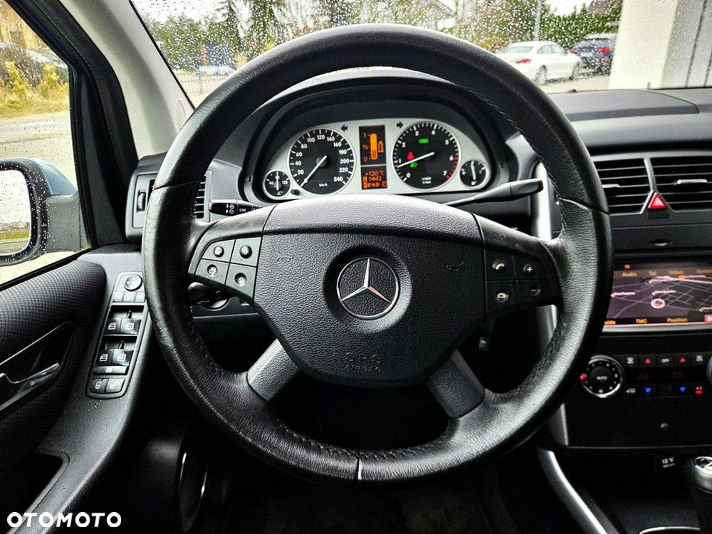 Mercedes-Benz Klasa B 180 BlueEFFICIENCY - 13