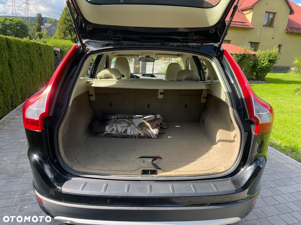 Volvo XC 60 D5 AWD Kinetic - 7