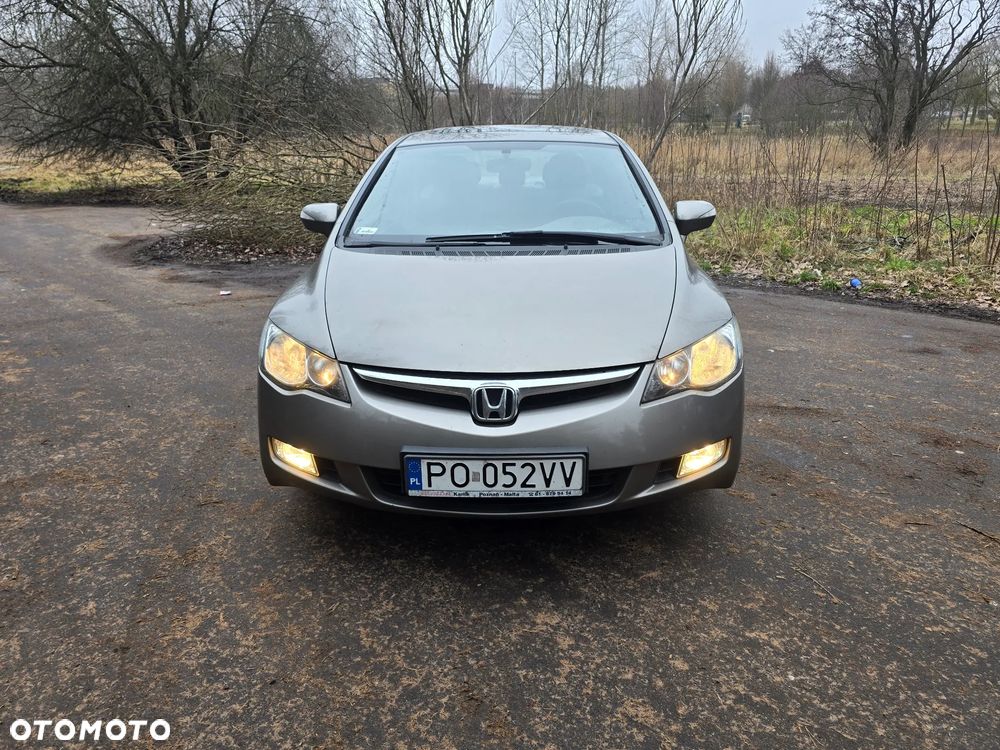 Honda Civic 1.8 Comfort - 11