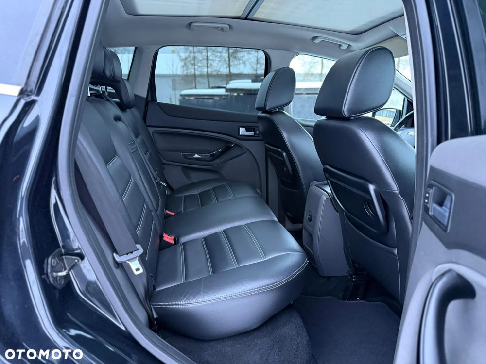 Ford Kuga 2.0 TDCi 4x4 Titanium - 20