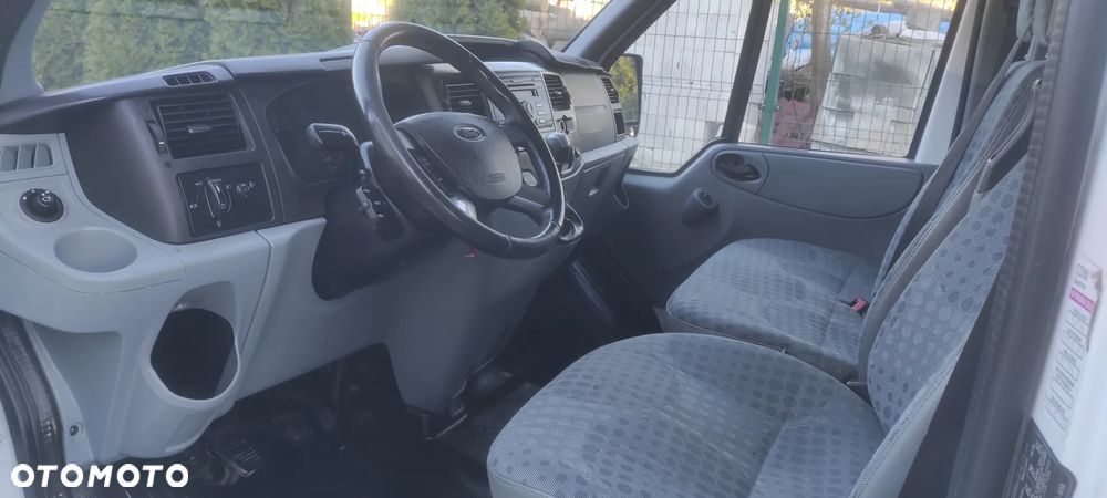Ford TRANSIT NAPEND 4X4 SZESC OSÓB POLSKI SALON 1 WŁASCICIEL MAŁY PRZEBIEG - 7