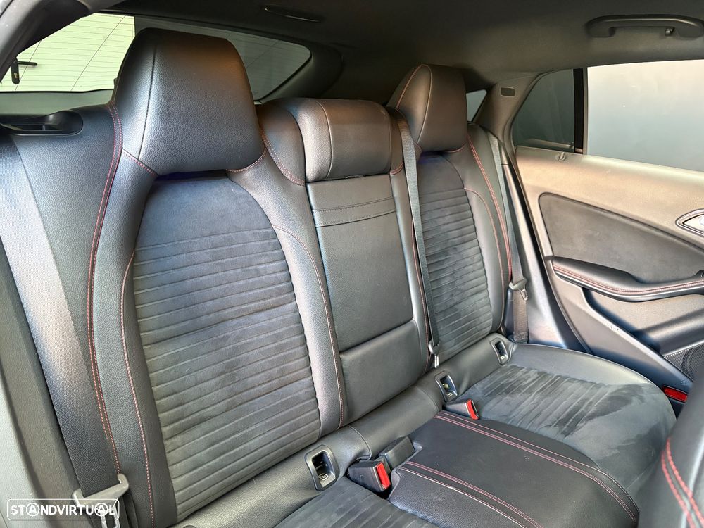 Mercedes-Benz CLA 220 d Shooting Brake AMG Line Aut. - 14