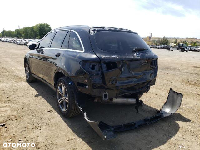 Mercedes-Benz GLC - 3