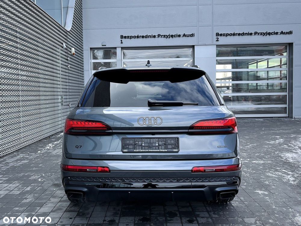 Audi Q7 - 8