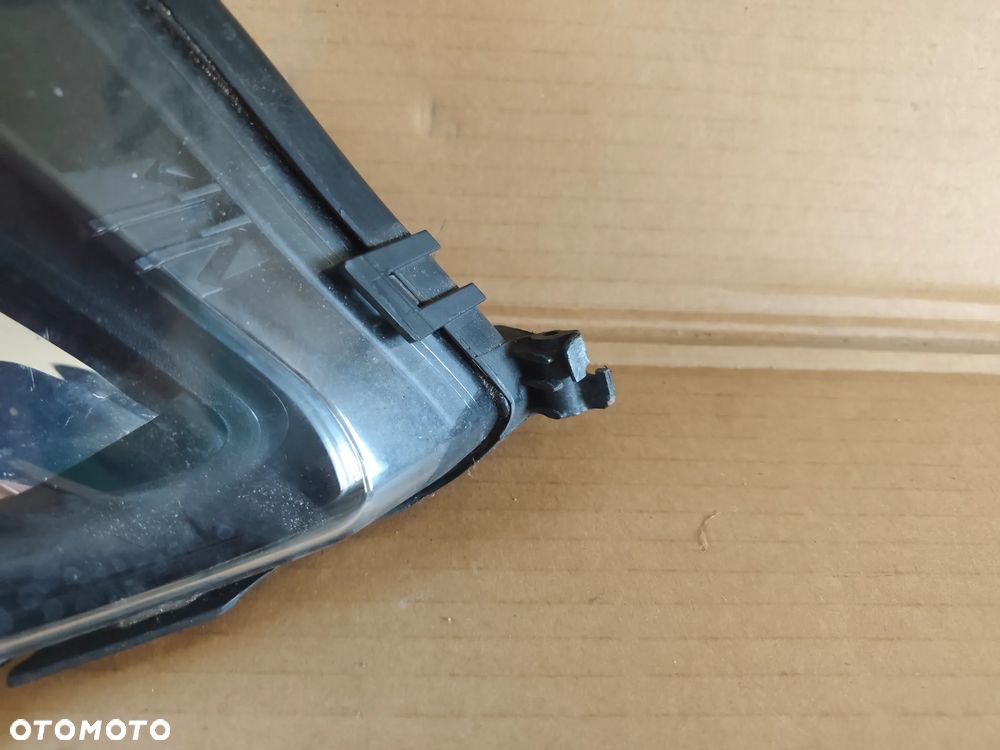 OPEL ASTRA iv j lampa przeciwmgielna w zderzak przód kierunkowskaz 13264642 prawy przód - 6