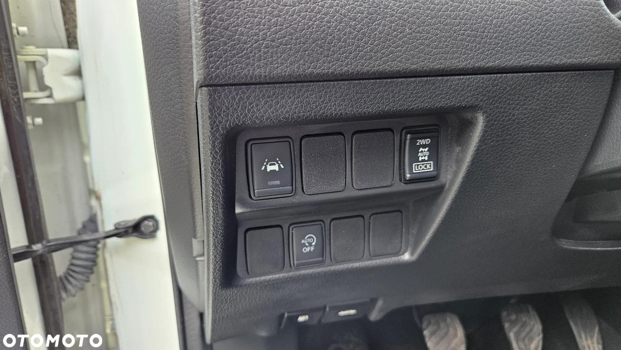 Nissan Qashqai 1.6 dCi ALL-MODE 4x4i TEKNA+ - 23