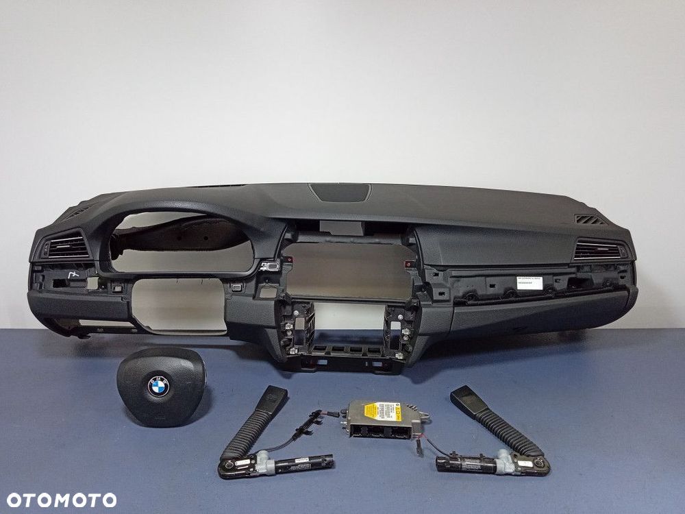 BMW 5 F11 F10 DESKA ROZDZIELCZA KONSOLA AIRBAG PODUSZKI EU - 1