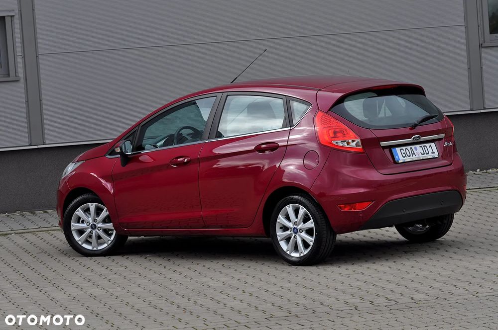 Ford Fiesta 1.6 Ti-VCT Titanium - 17