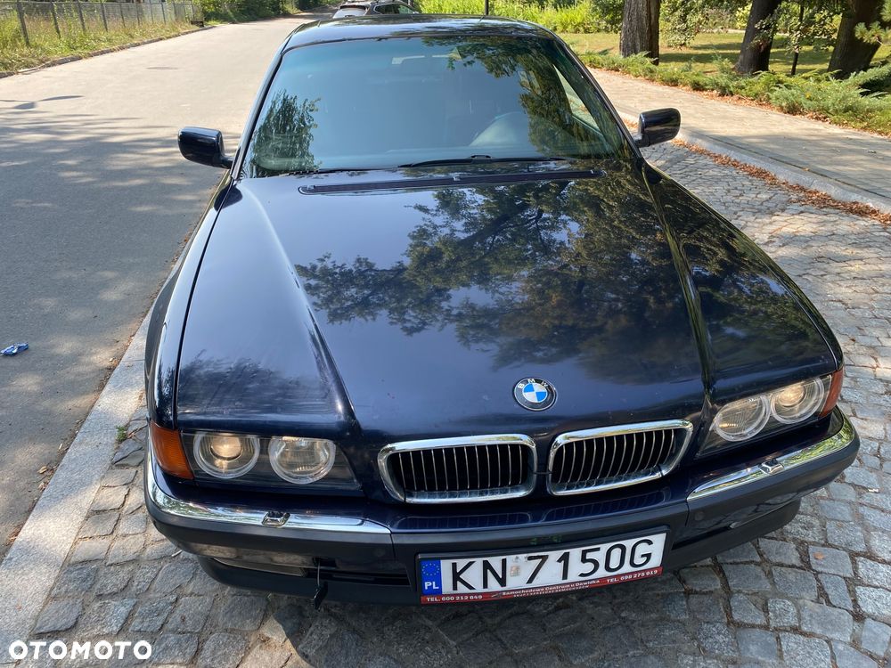BMW Seria 7 728i L - 4