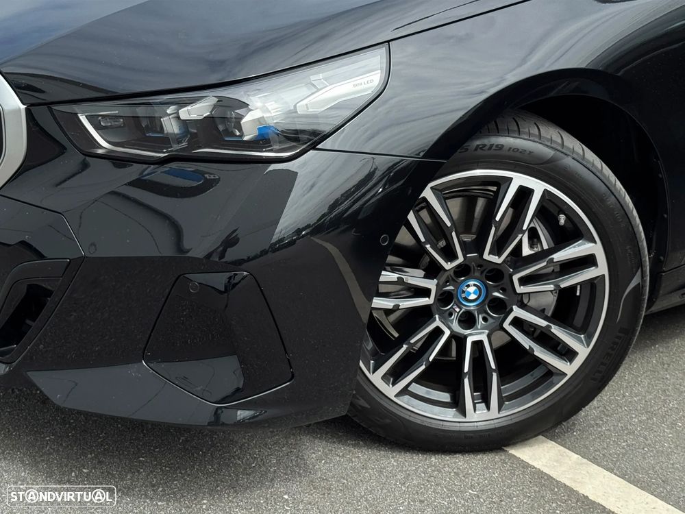 BMW i5 eDrive40 Pack Desportivo M - 7