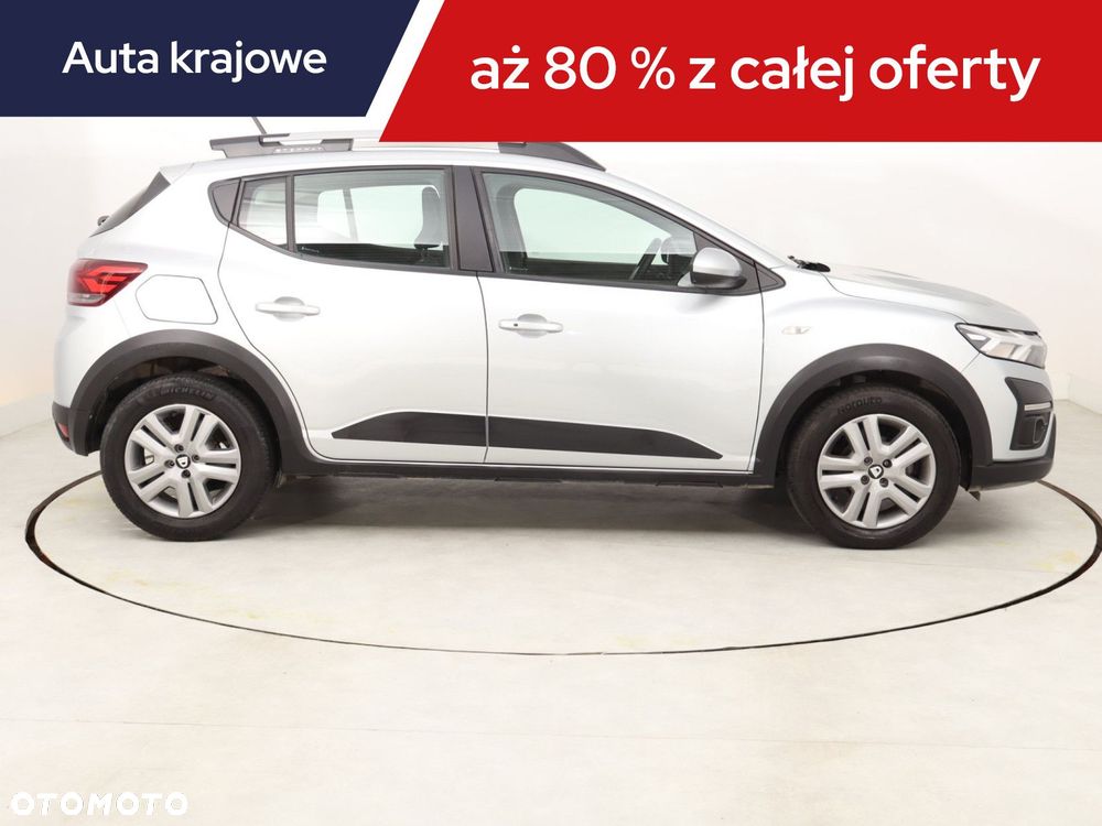 Dacia Sandero - 8