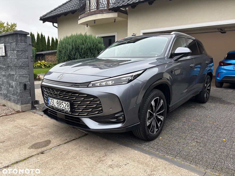 MG HS 1.5 T-GDI Exclusive DCT - 3