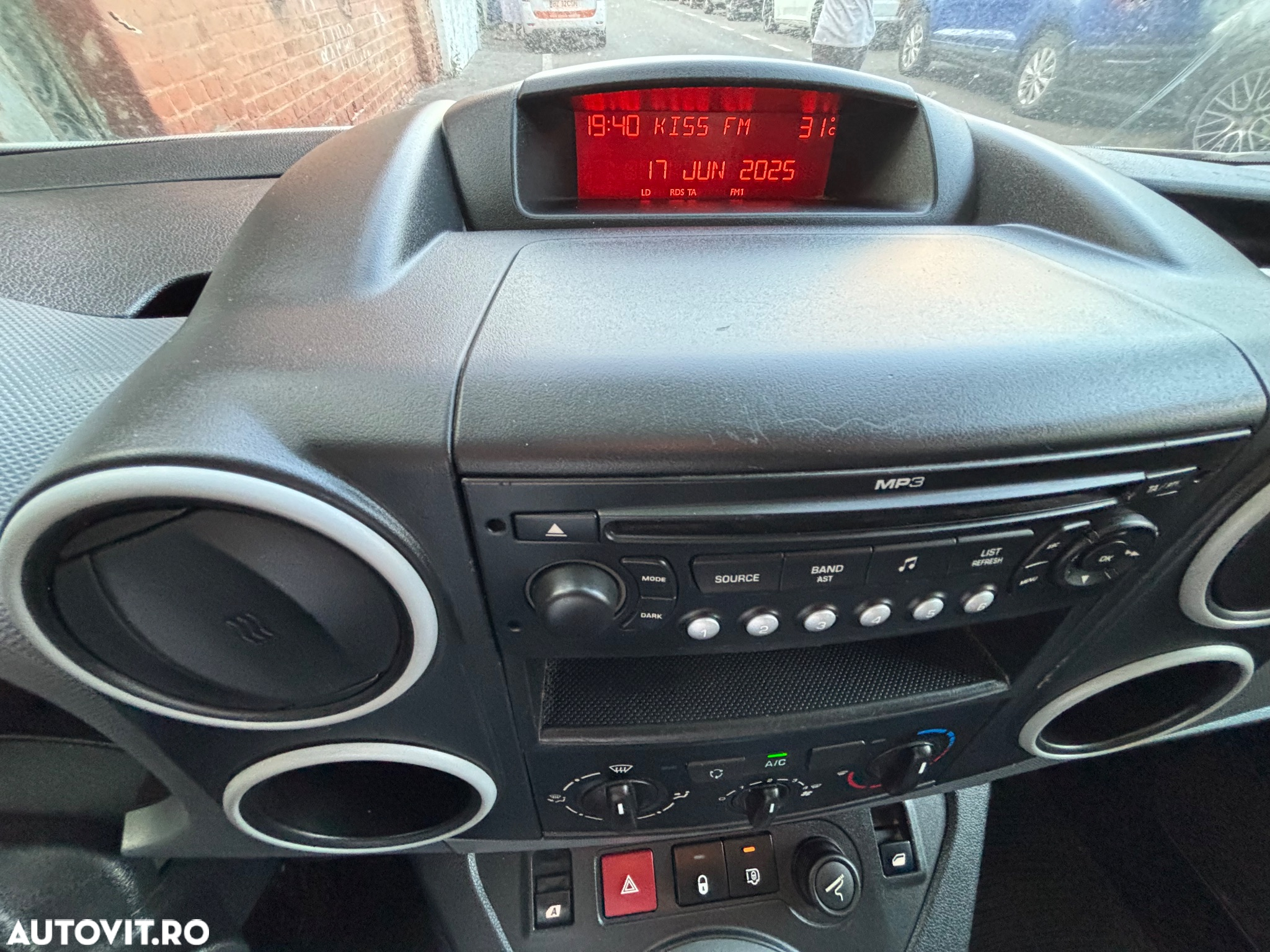Citroën Berlingo 1.6 HDi B9 2 - 11