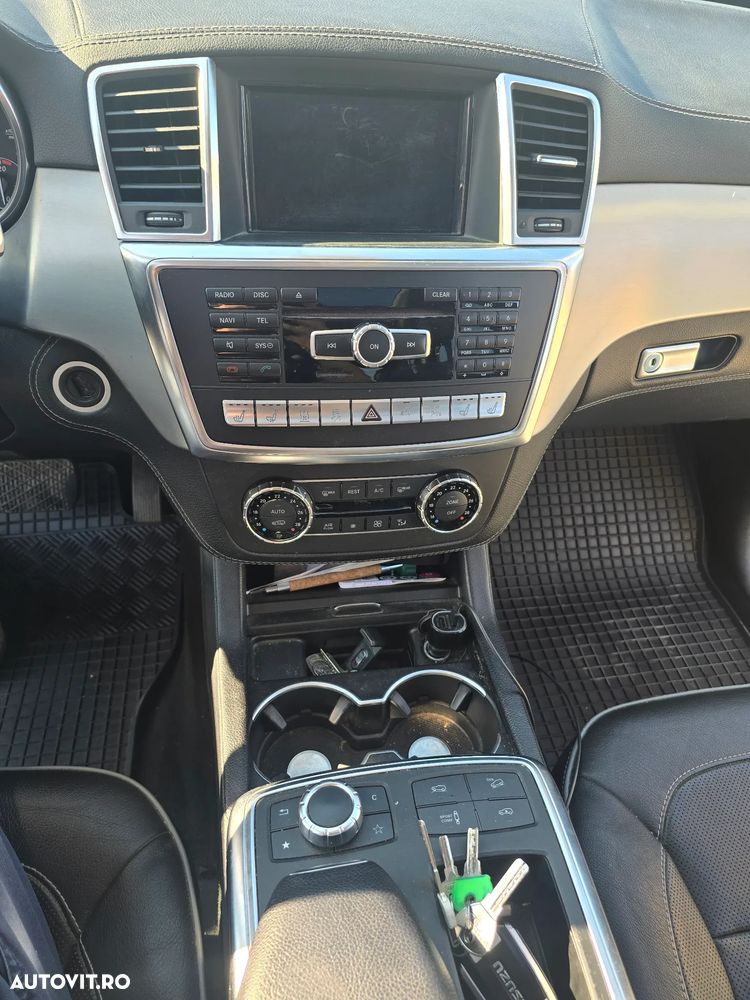 Mercedes-Benz ML 350 BlueTEC 4MATIC 7G-TRONIC - 9