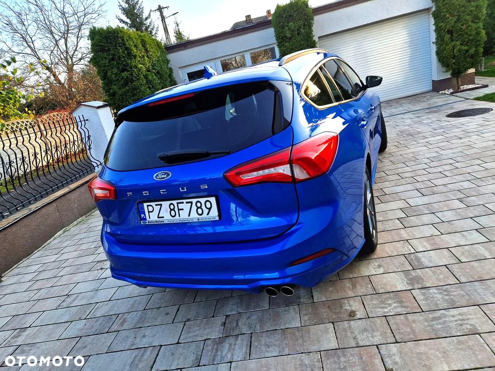 Ford Focus Turnier 1.5 EcoBoost Start-Stopp-System ST-LINE - 16