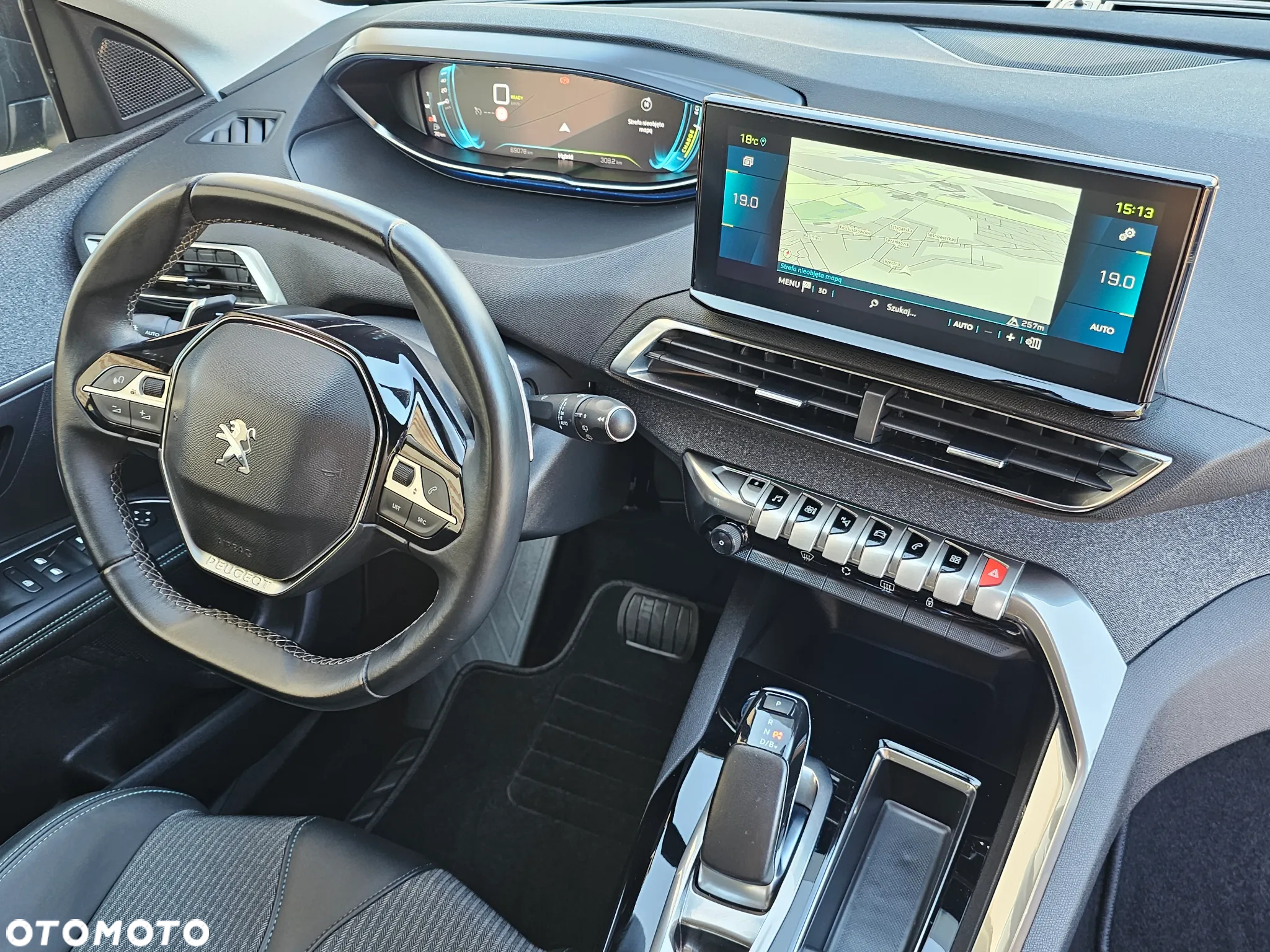 Peugeot 3008 Hybrid 225 e-EAT8 Allure Pack - 32