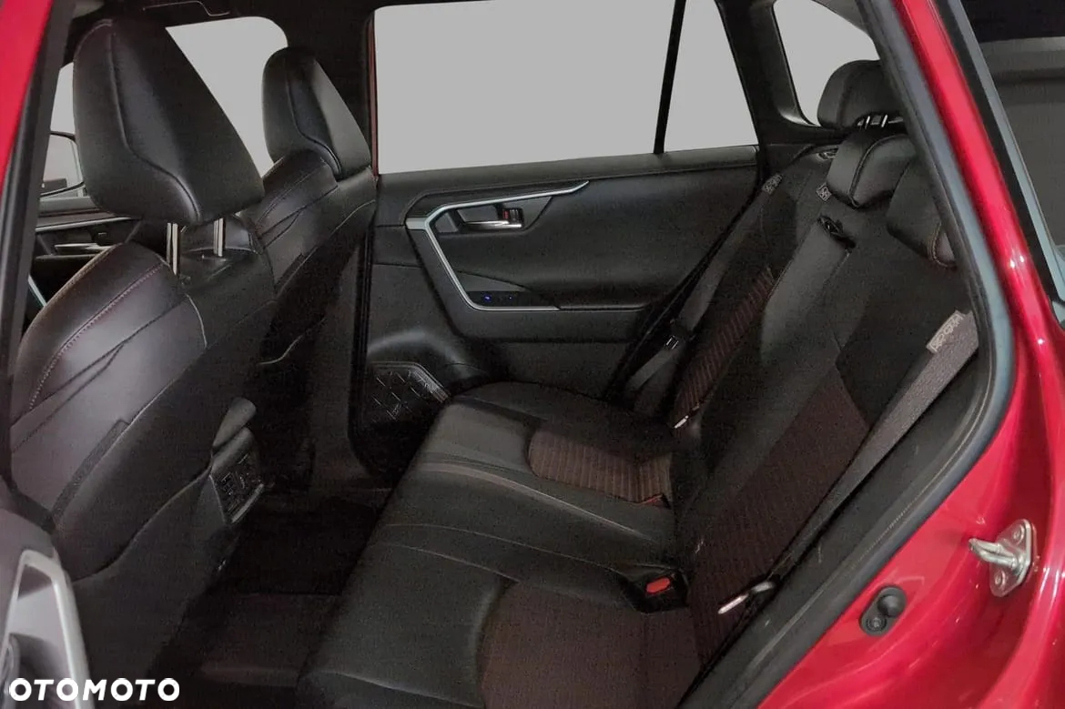 Toyota RAV4 - 12