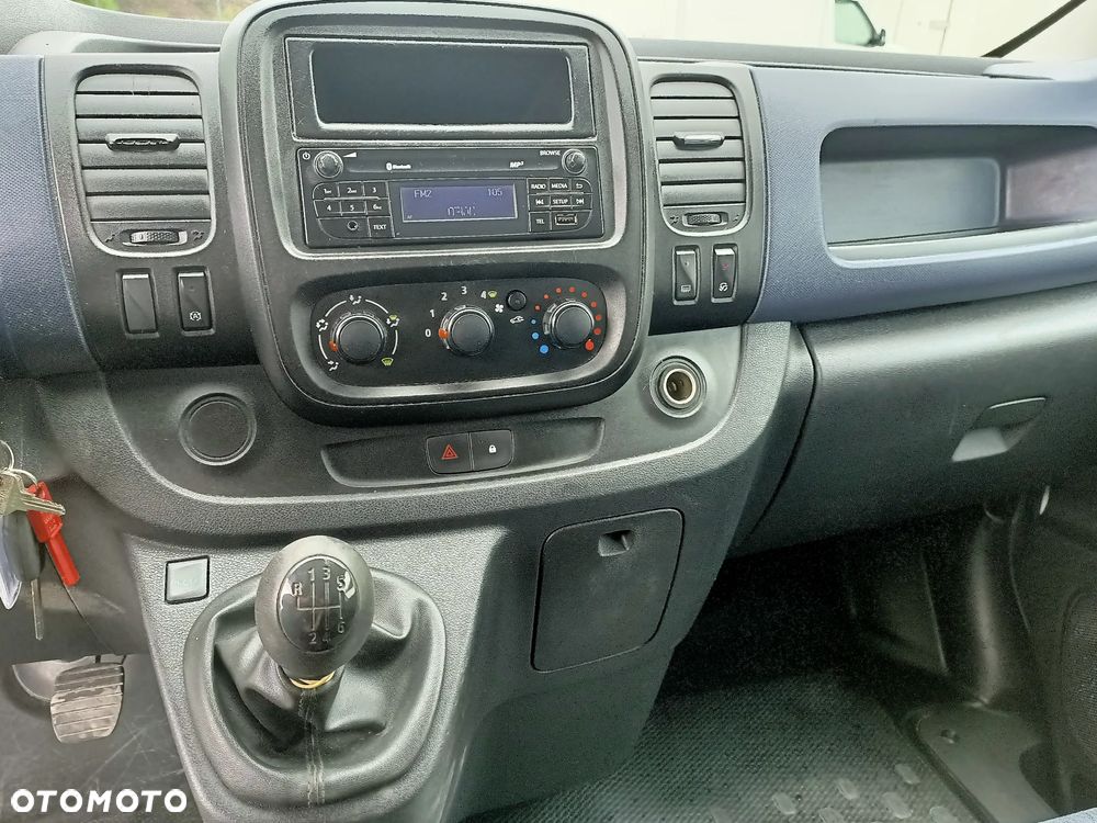 Opel Vivaro Chłodnia 125KM 2 zasilania chłodni - 19