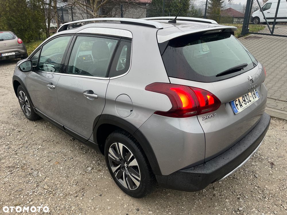 Peugeot 2008 PureTech 110 Stop&Start EAT6 GT-Line Edition - 3