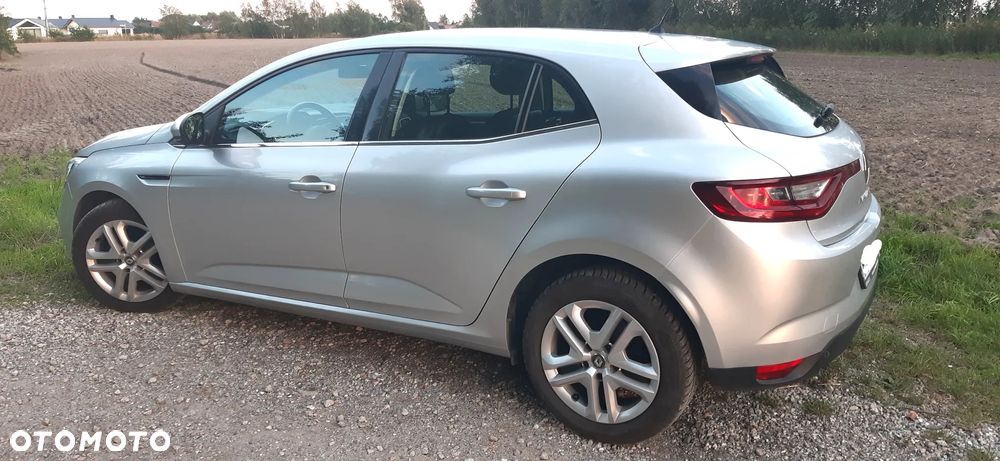 Renault Megane 1.6 SCe Zen - 6
