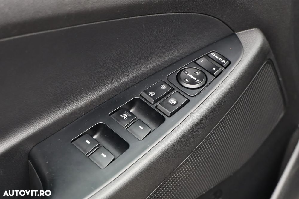 Hyundai Tucson 2.0 CRDI 4WD Automatik Premium - 20